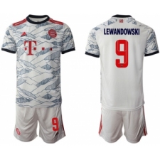 Men's FC Bayern München #9 Robert Lewandowski White Jersey with Shorts