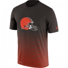 NFL Men's Cleveland Browns Fadeaway T-Shirt